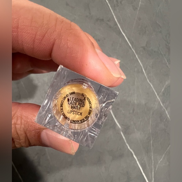 Mac Cosmetics Charlotte Olympia New - Picture 4 of 4